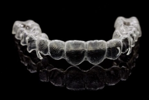 Invisalign Şeffaf Plak Tedavisini Farklı Kılan 10 Özellik! 