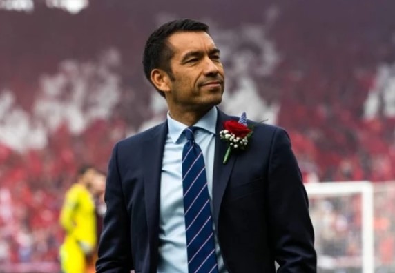 Beşiktaş, Giovanni van Bronckhorst ile Şampiyonluk Hedefinde