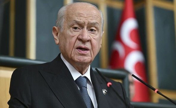 Bahçeli'nin Gazeteciye Öfkesi Şaşırttı: Mesleğini Bırak!