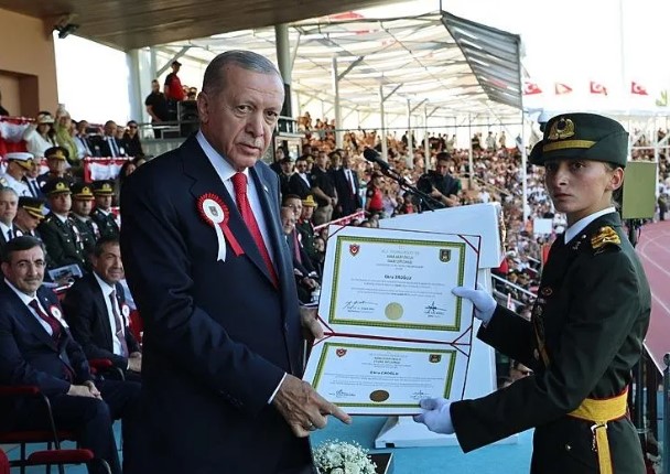 TSK'dan Kılıç Çeken Teğmenler ile İlgili Açıklama Geldi